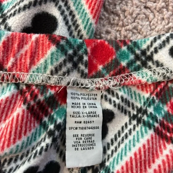 Disney Minnie Mouse Set of Women’s PJ’s Plaid
Size XXL
Holiday
Christmas - Picture 7 of 7